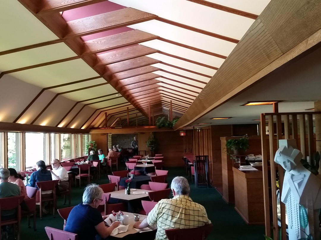 Frank Lloyd Wright Visitor Center景点图片