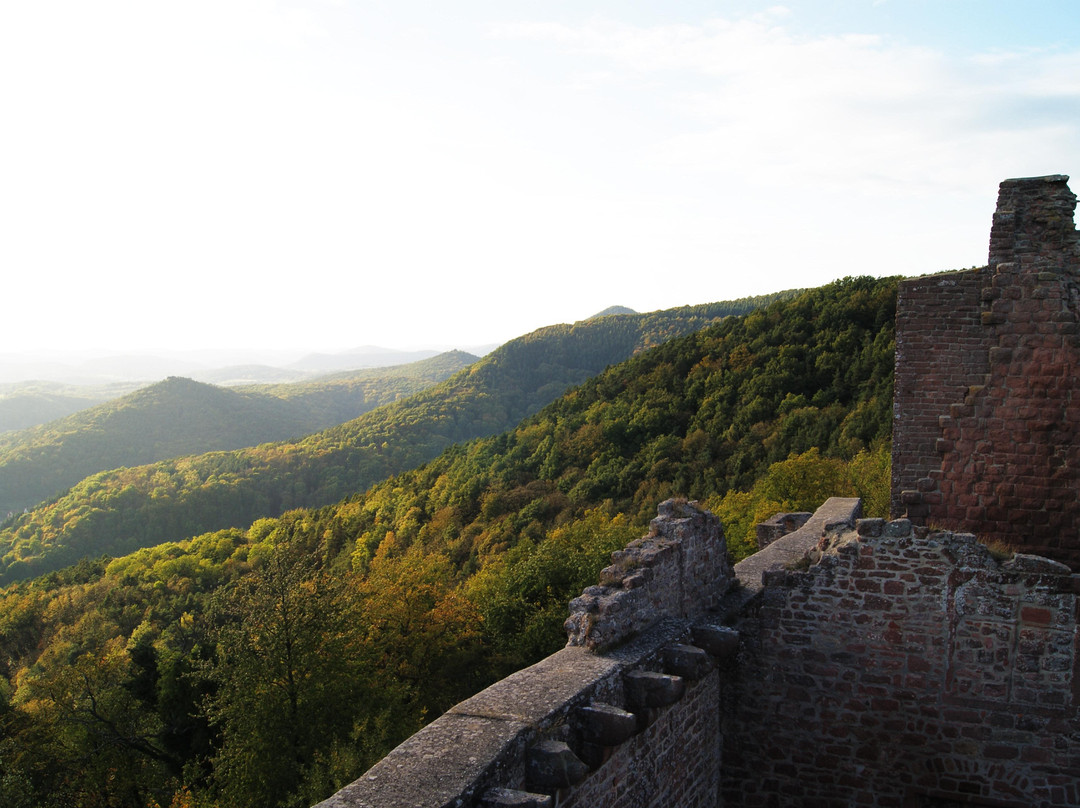 Burgruine Madenburg-Eschbach必去景点