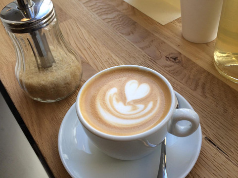 Hexagone Café主图