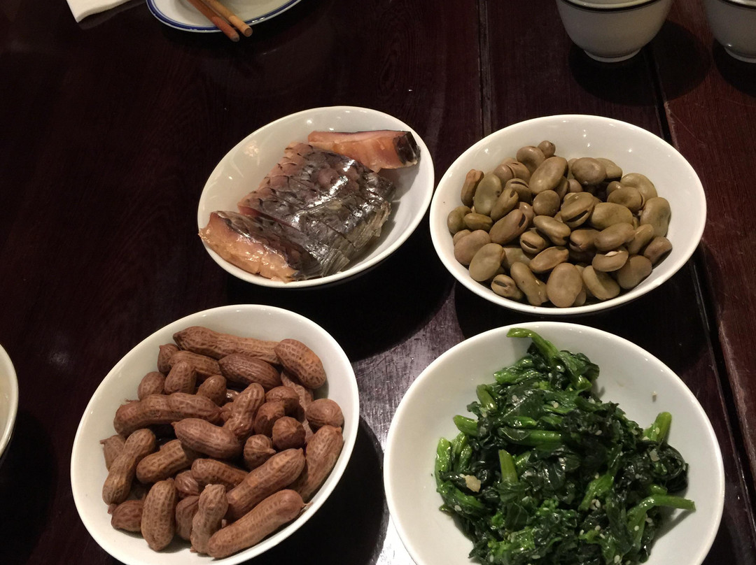 绍兴咸亨大酒店主图