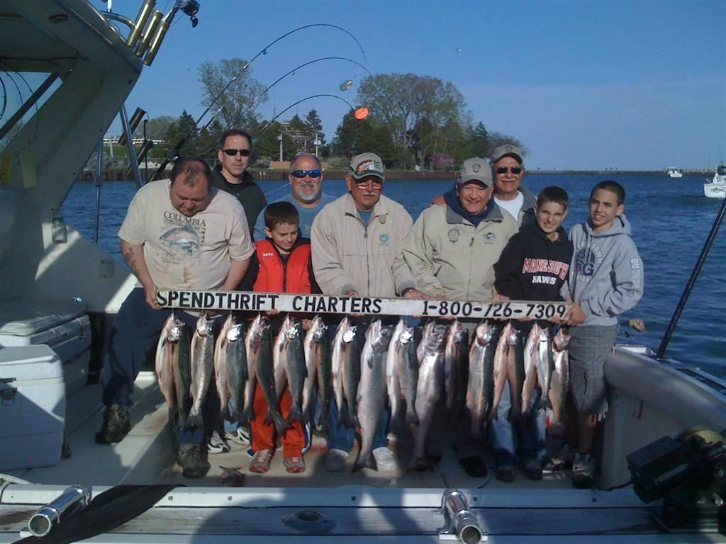 Spendthrift Charters-Waukegan必去景点