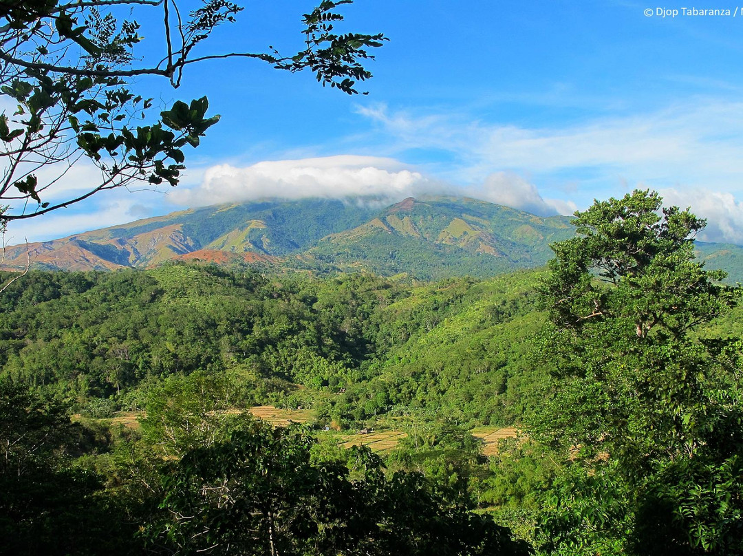 Mt Calavite景点图片