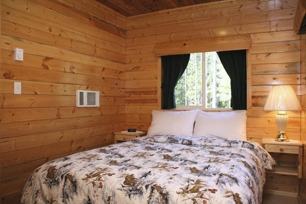 Willow Burl Cabins