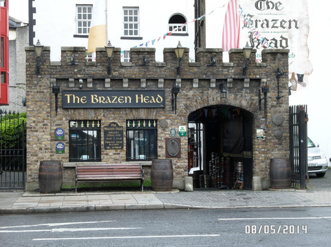 黄铜头颅酒吧-都柏林必去景点