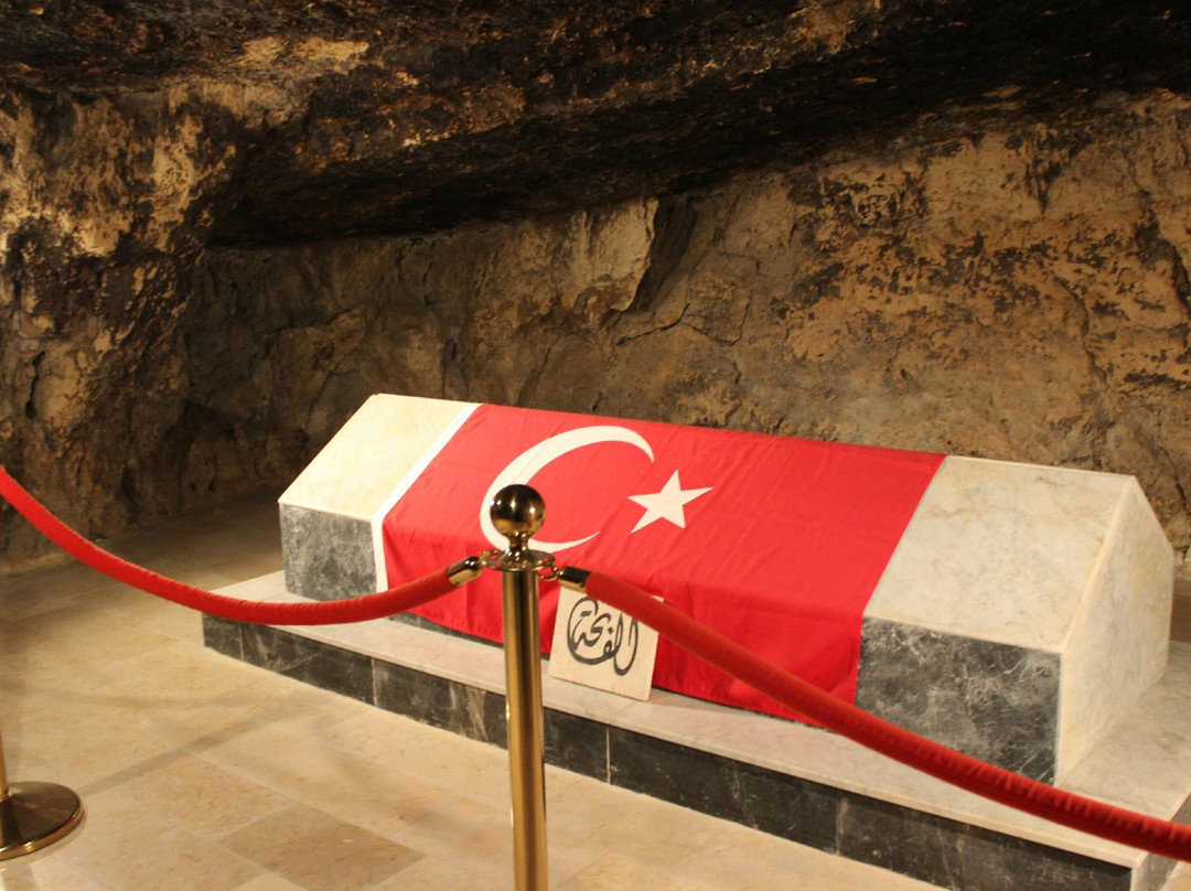 Salt Türk Şehitliği-Al Salt必去景点