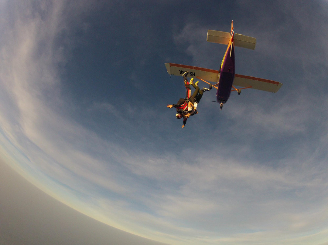 Bird's Paradise Skydiving景点图片