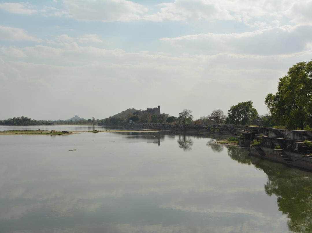 Barua Sagar-Jhansi必去景点