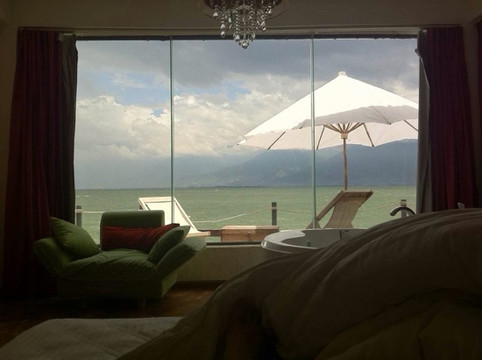 大理双廊风景区弓江岛海景客栈主图