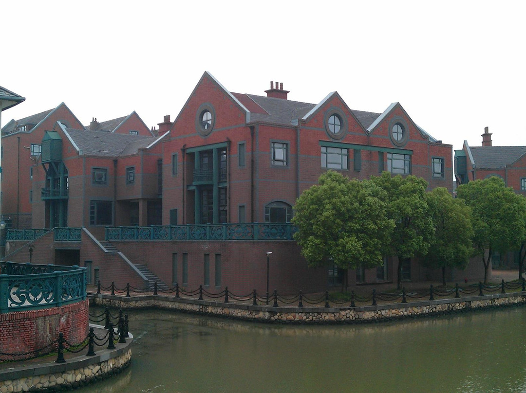 泰晤士小镇-上海市必去景点