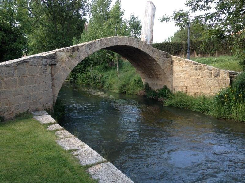 Puente romano en Calamocha景点图片