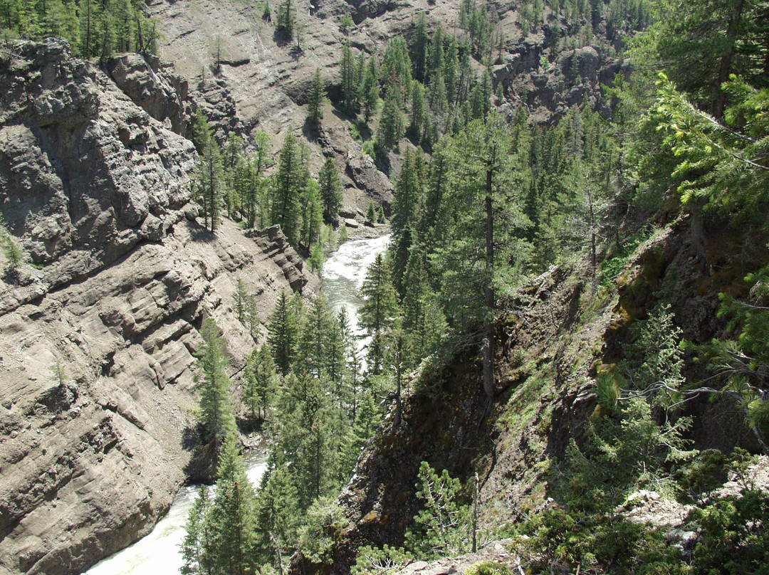 Rainbow Hot Springs-帕戈萨斯普林斯必去景点