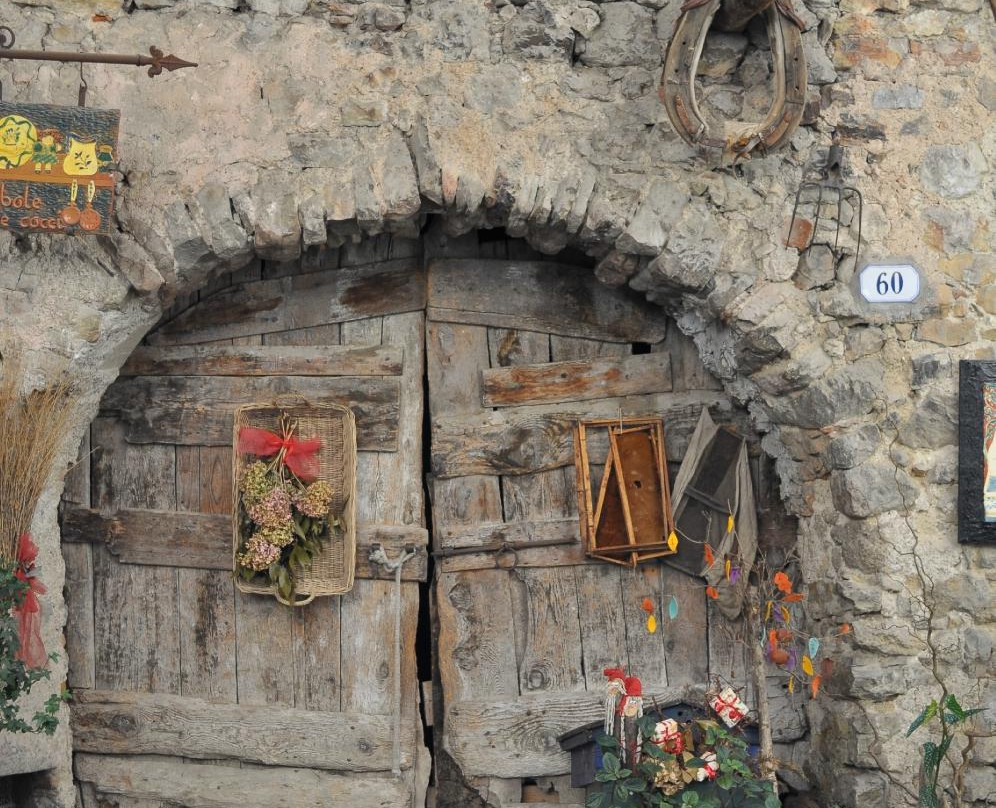Medieval Village of Canale景点图片