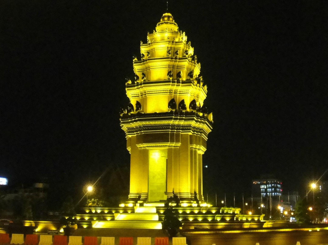 独立纪念碑-金边必去景点