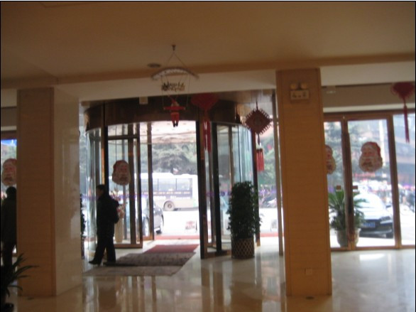 飞鹅假日酒店主图