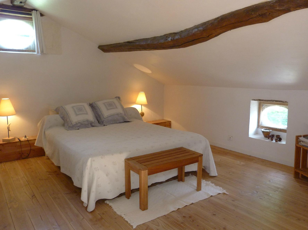 Aux Trois Fontaines主图