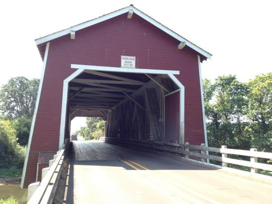 Shimanek Bridge-Scio必去景点