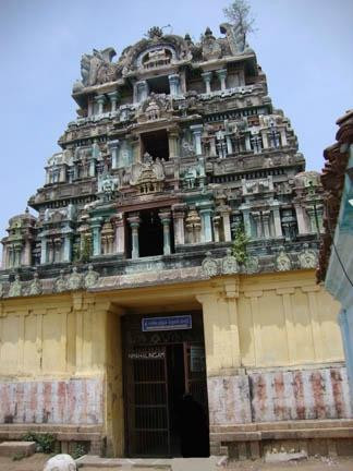 Oothukadu Kalinga Narayana Perumal Temple景点图片