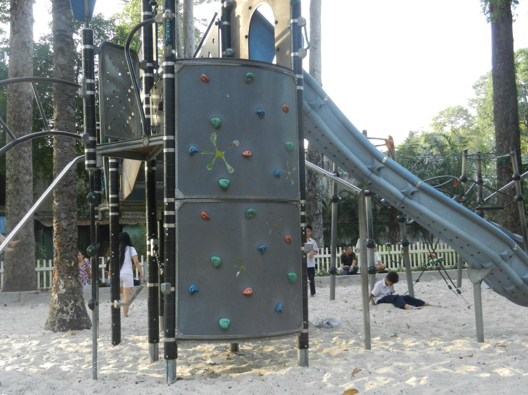 骚坛公园-胡志明市必去景点