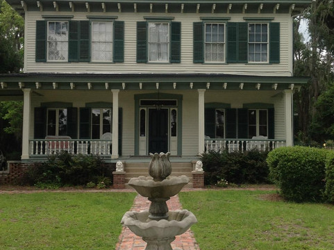 Lamont酒店住宿-1872 Denham Inn