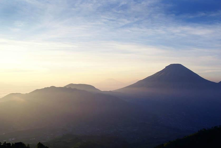 Dieng Volcano景点图片