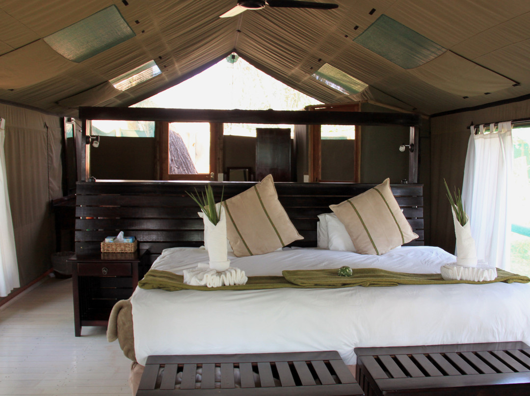 Moremi Crossing - Kwando Safaris
