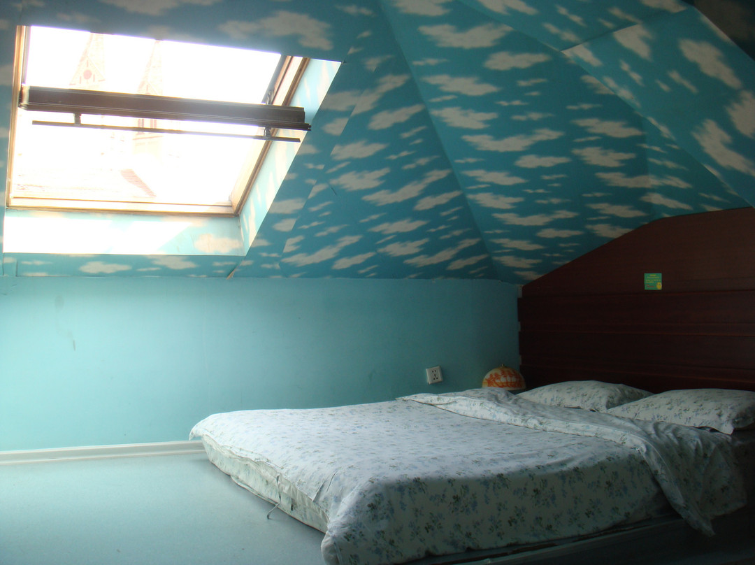 邂逅美宿(青岛中山路栈桥店)主图