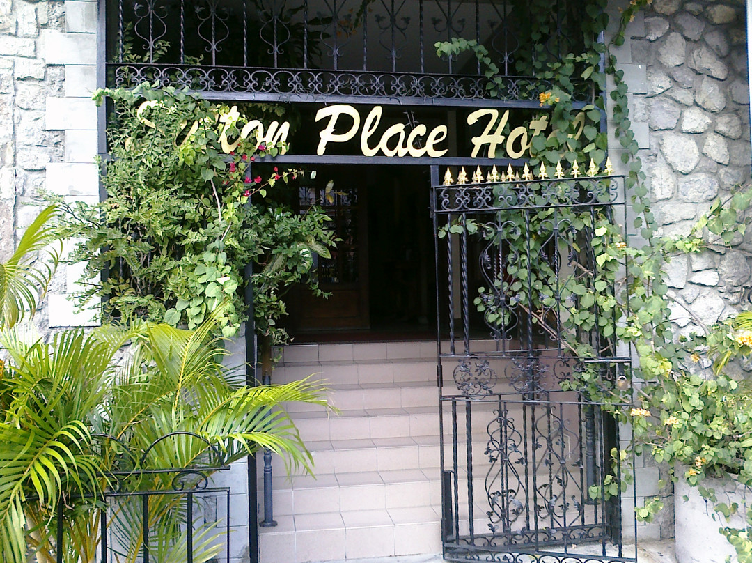 Sutton Place Hotel主图