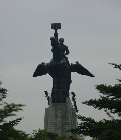 Chollima Statue-平壤必去景点