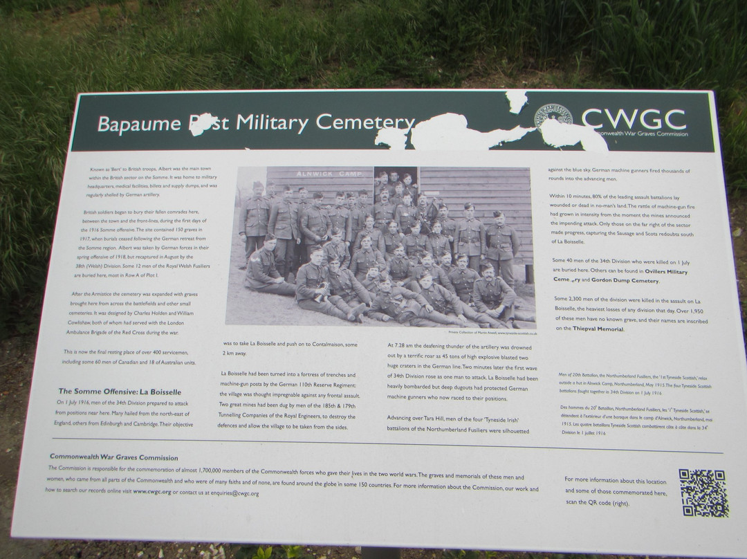 Bapaume Post Military Cemetery景点图片