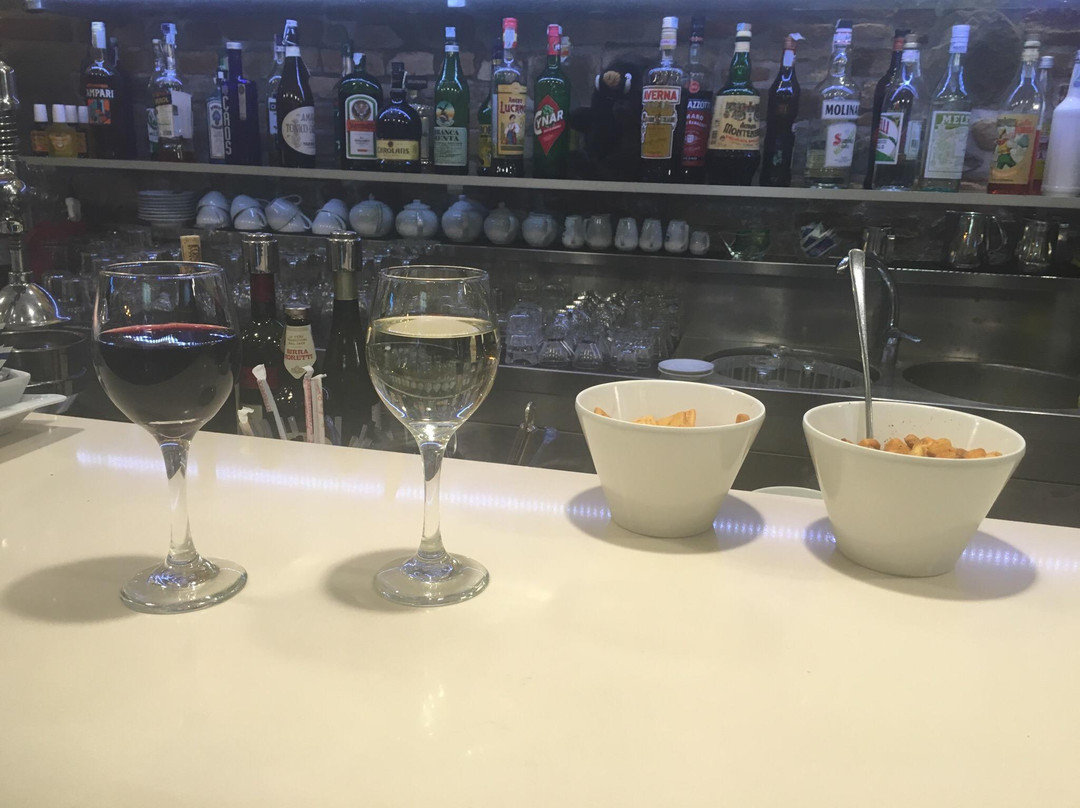 Amandola餐馆和美食-Bar La Stazione