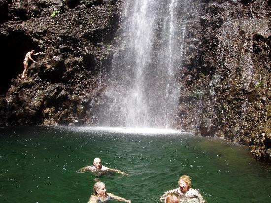 Middleham Falls-罗索必去景点