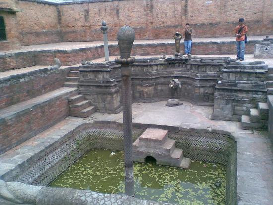 巴德岗杜巴广场-巴克塔布必去景点