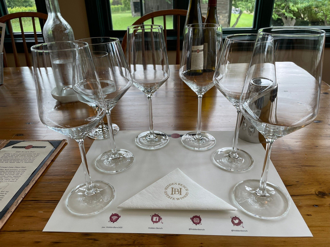 Hidden Bench Vineyards & Winery景点图片