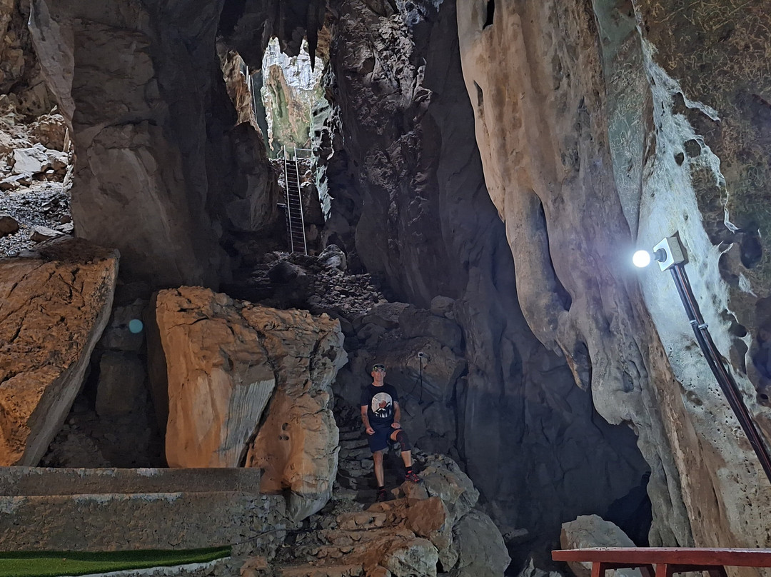 Khao Yoi Cave景点图片