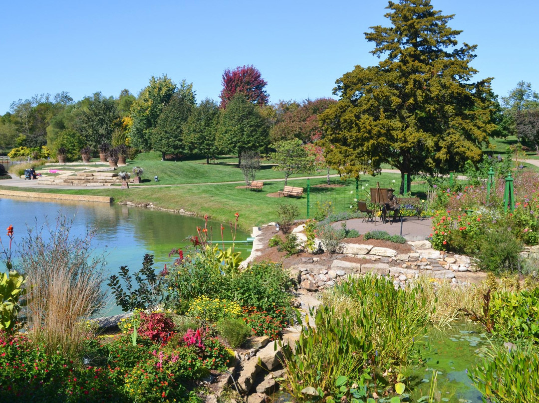 Overland Park Arboretum and Botanical Gardens景点图片