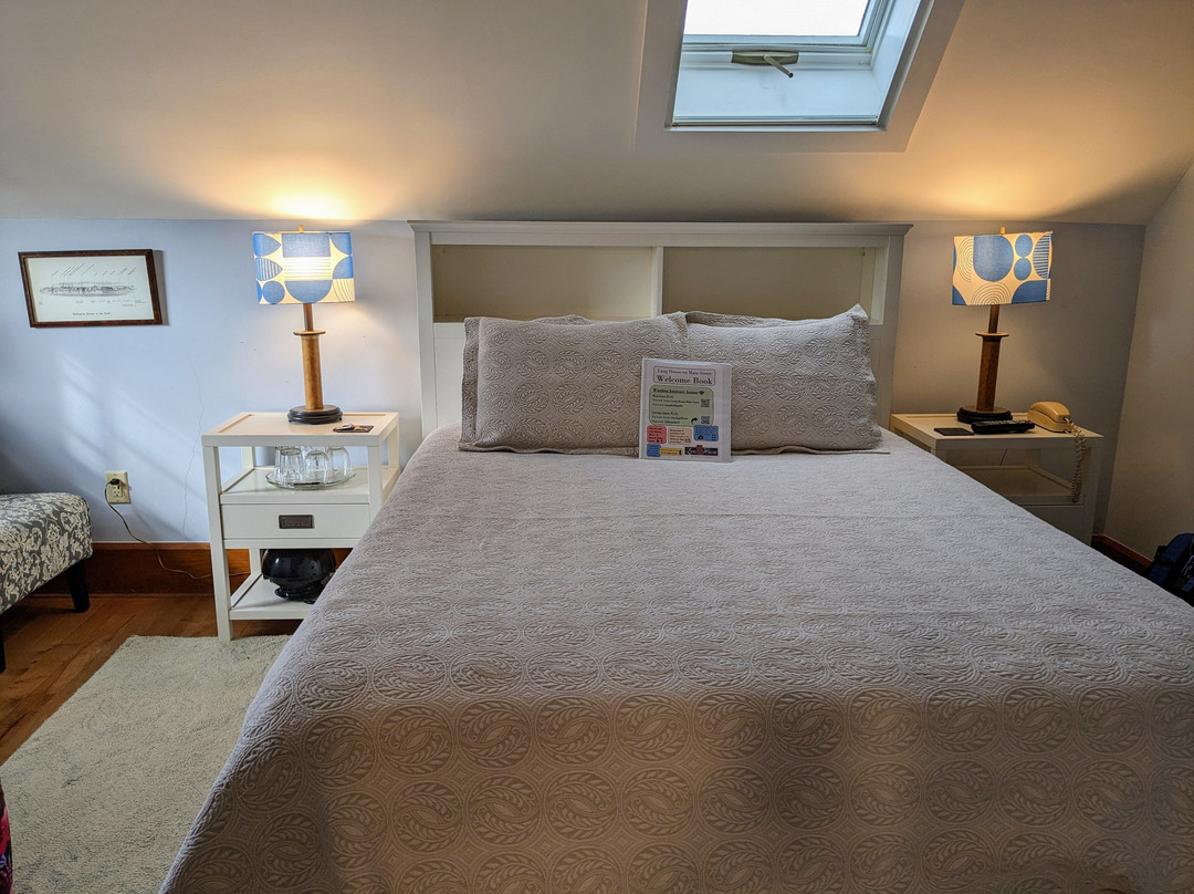 Lang House on Main Street Bed and Breakfast主图