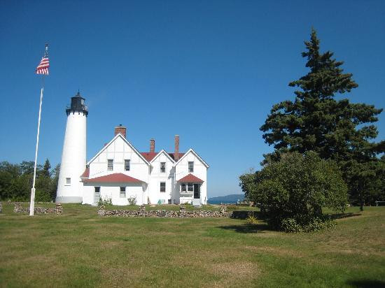 Point Iroquois Light Station景点图片