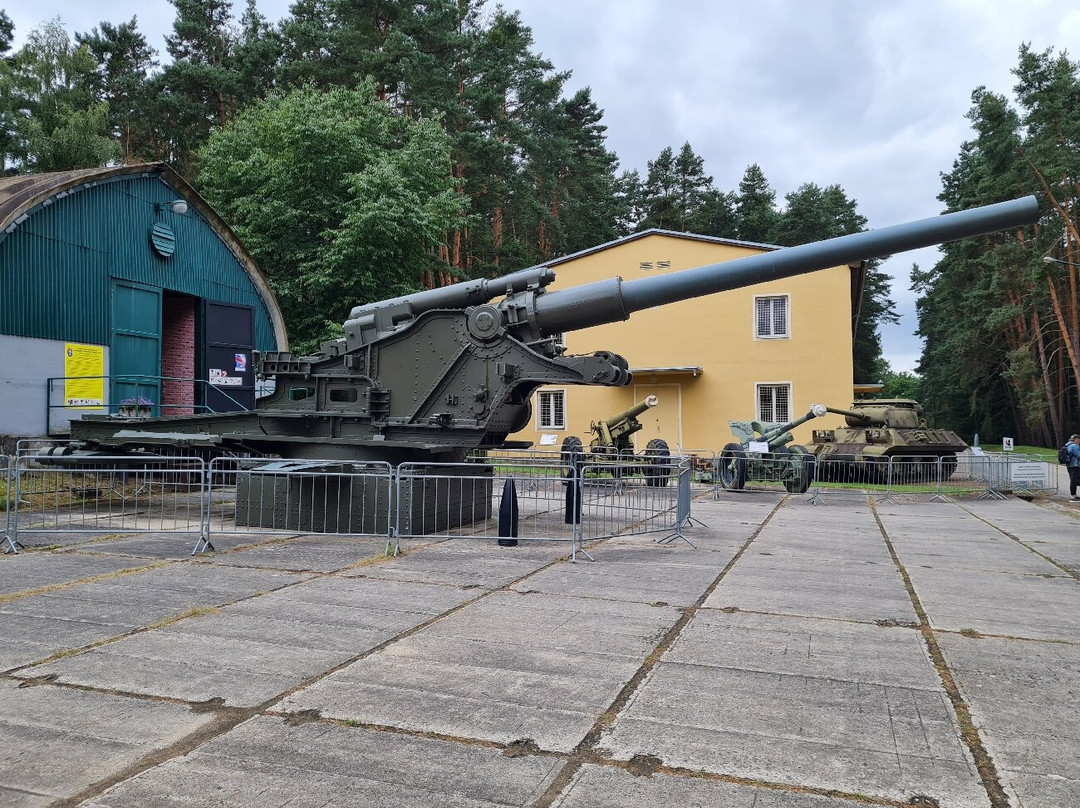 Military museum Lesany景点图片