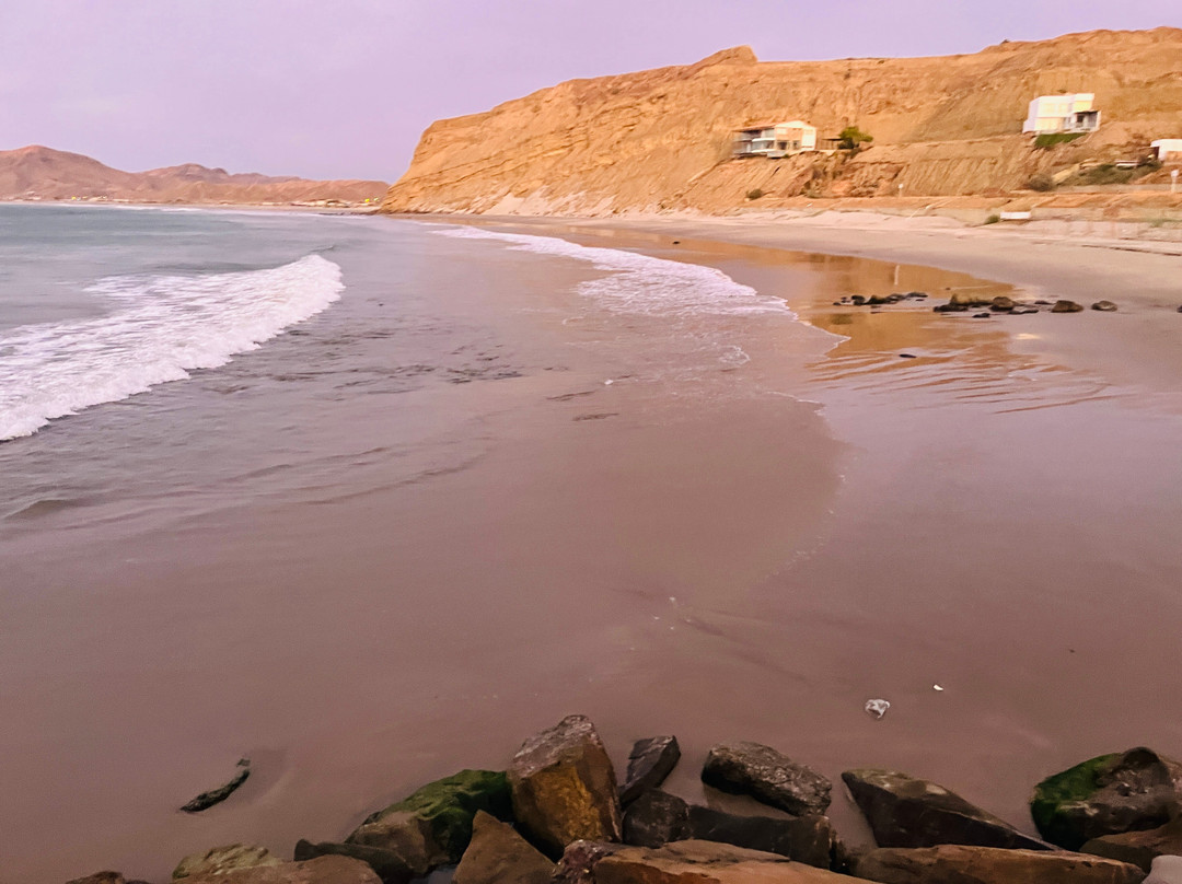 Surf Racer Board House Peru-Organos必去景点