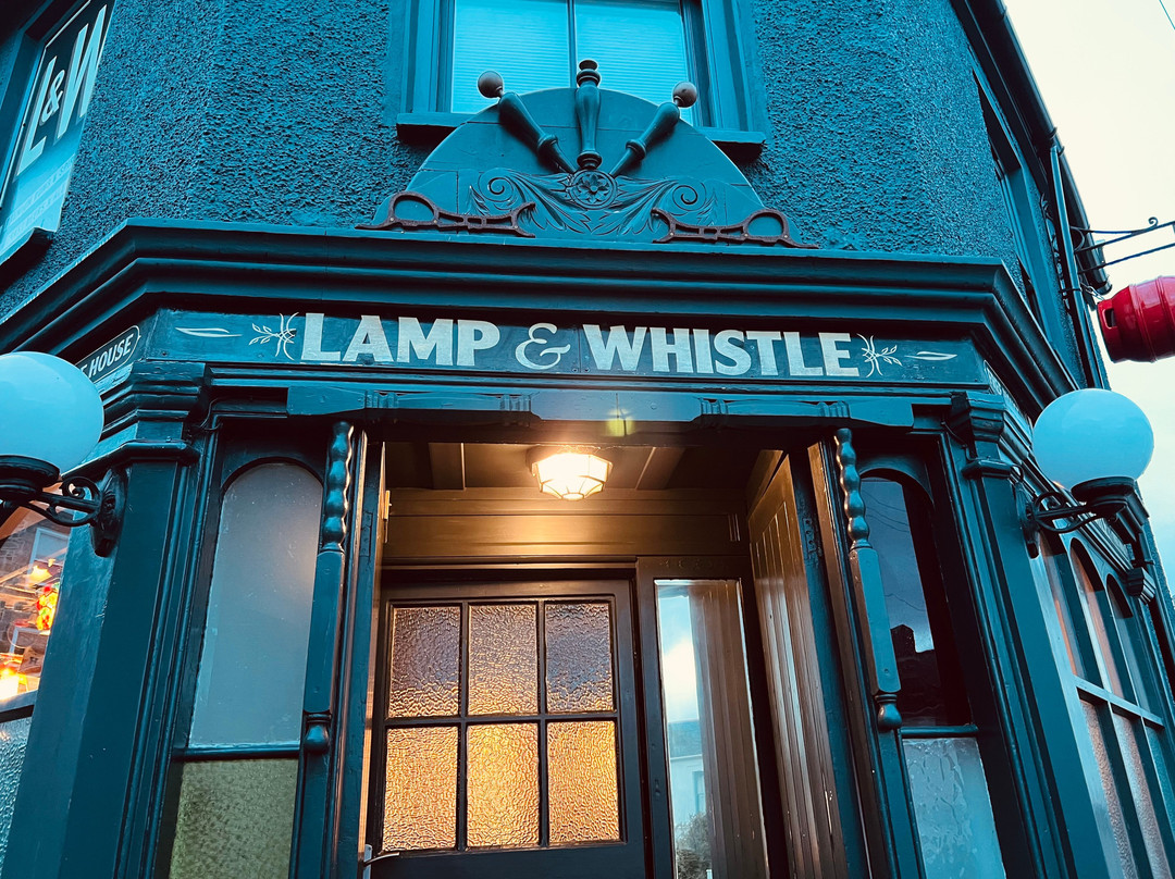 The Lamp & Whistle景点图片