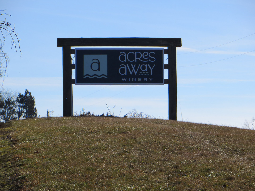 Acres Away Winery景点图片