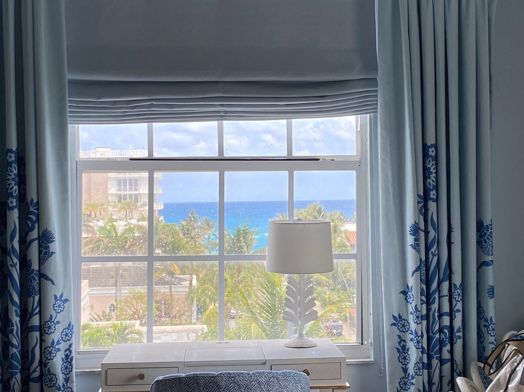 The Colony Hotel主图