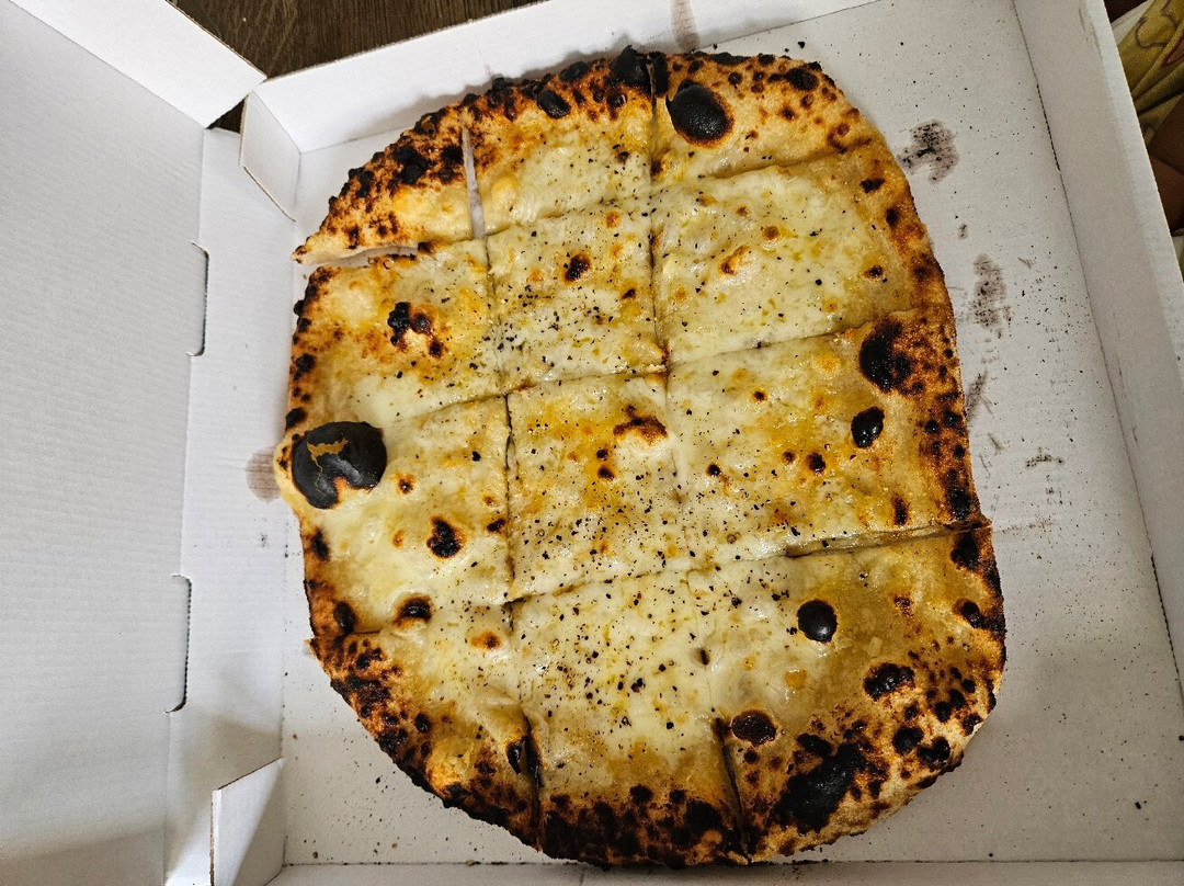 Karlito’s Stonebaked Pizza