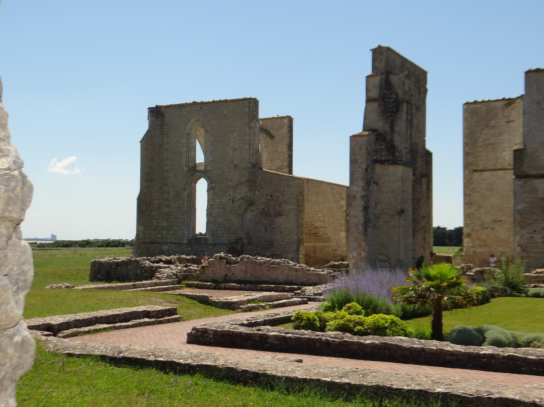 Abbaye des Chateliers景点图片