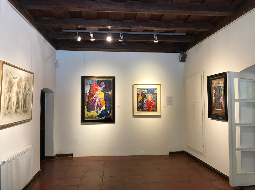 Infeld - Haus Der Kultur-Halbturn必去景点
