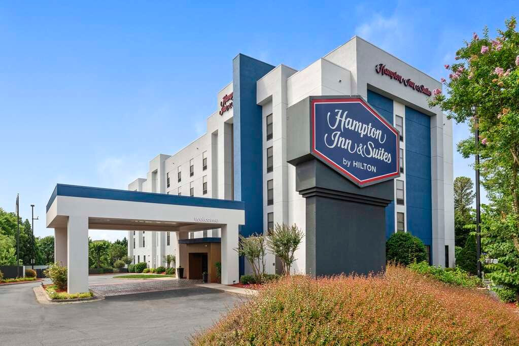 Hampton Inn & Suites Burlington主图