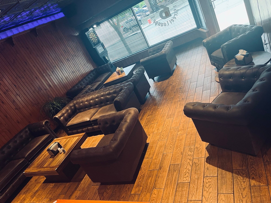 Old Style 6th Street Lounge