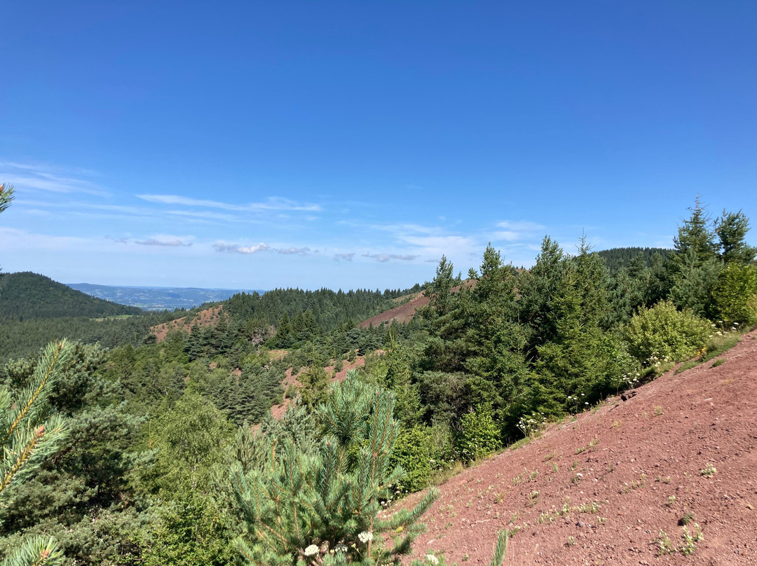 Puy de la Vache景点图片