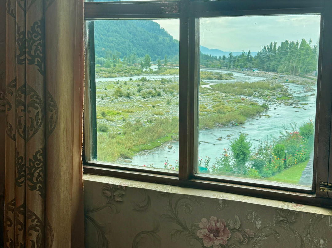 Fresh Water Resort主图