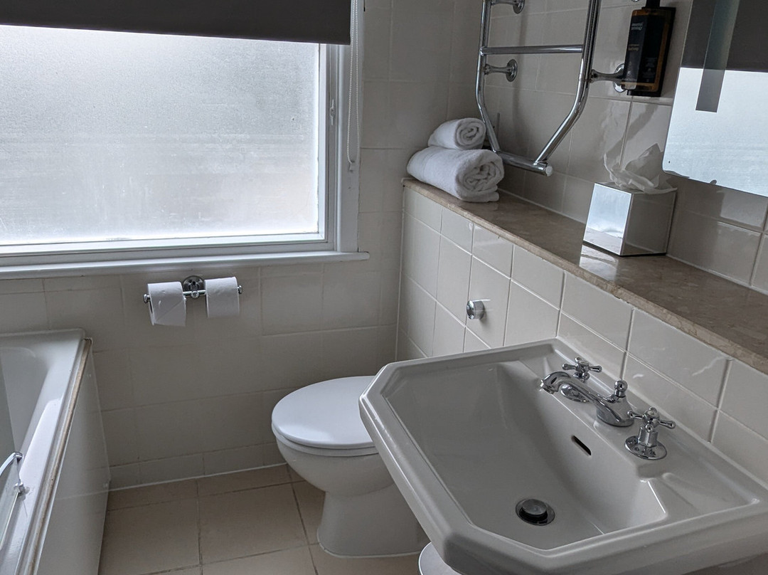 Sunday Hotel Staines主图